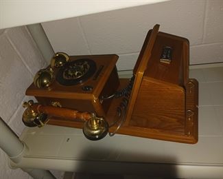 Push button antique Style telephone