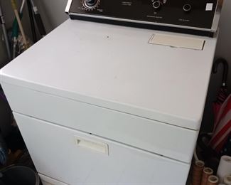 Whirlpool electric clothes dryer