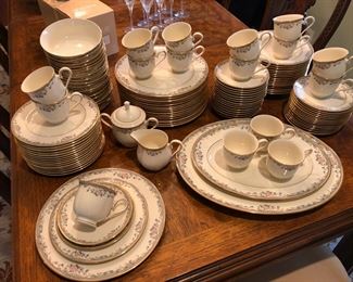 Lenox China - Spring Vista Pattern