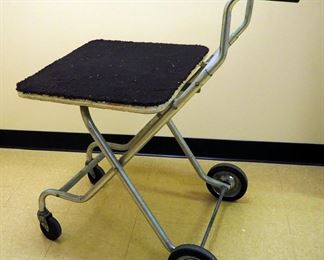 Metal Two Handle Lifting Push Cart, 39" x 24.5" x 36"