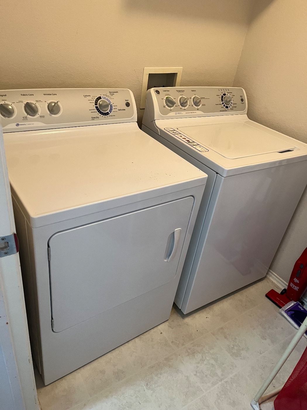 Sterling Estate Sales in Burleson, TX starts on 6/29/2023