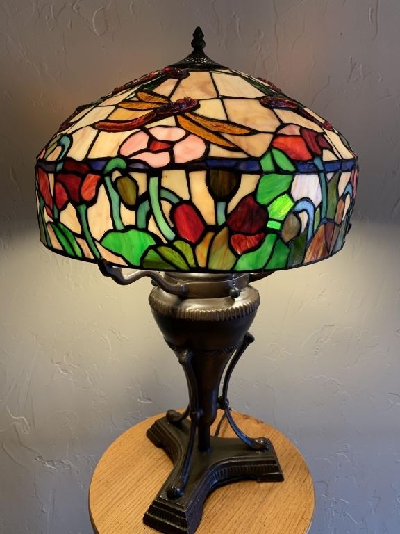 Vintage Tiffany-Style Stained Glass Table Lamp