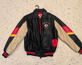 G-III and Carl Banks Leather Chiefs Jacket Size Small