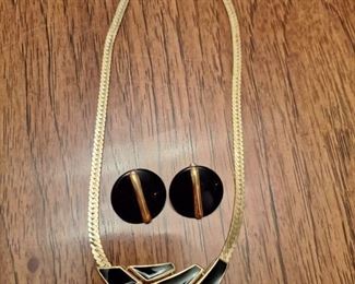 Tiffari Necklace and Earring Set