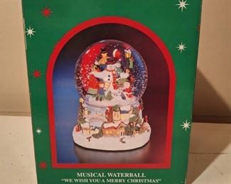 Musical Waterfall Wish you a Merry Christmas Globe