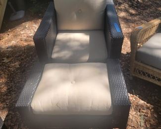 Swivel Rocker with Ottoman and cushions $75