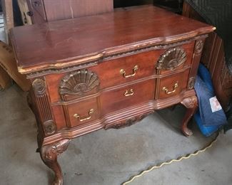 Entry table has scratches on top $50