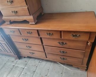 Dresser $150 and night stand $25