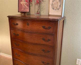 Bassett chest of srawers