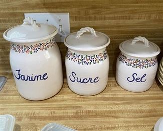 Canisters from La Madeleine 