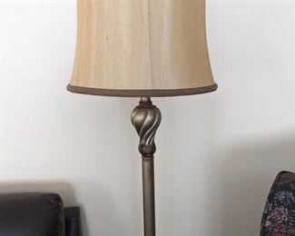 Lamps including floor lamp and table lamps