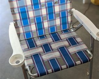 Vintage folding lawn chairs (2)