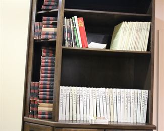 Lot of art books by Abrams