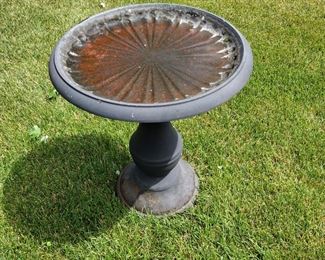 Outdoor bird baths