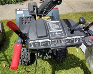 Another picture of the control panel for the Troy-Bilt