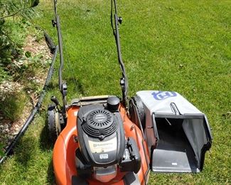 Lawn mower with rear bagger