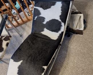 Another lounger different type of cow