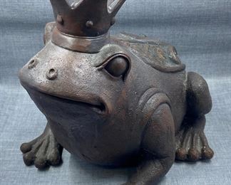 Frog Prince Yard Ornament