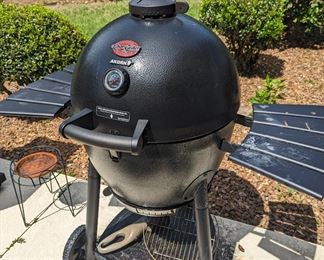 Akorn CharGriller smoker