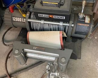 heavy duty winch by Badland