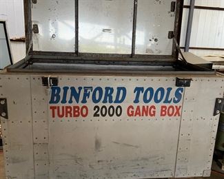 rolling tool boxes 