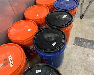 5 gal buckets of aluminum oxide for sand blasting