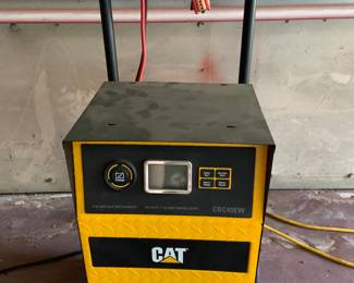 CAT battery charger