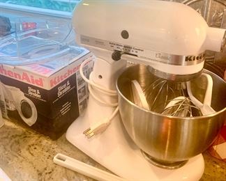 Kitchen Aid Mixer with Tilt Head - K45SS
