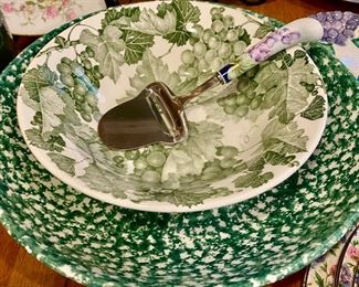 Ceramica Quadrifoglio Green Grapes Soup Salad Bowl - Made in Italy, Green Sponged Salad Bowl