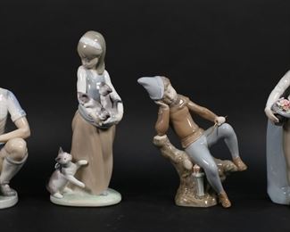 160	4 Lladro & Porcelain Figurines	4 Lladro and porcelain figurines. 3 Lladro figurines: Presto, 5759, 9 1/2"H; Male Soccer Player, 5200, 8"H; and Following Her Cats, 1309, 9 1/2"H; Zaphir Sleeping Robin Hood, 7"H.
