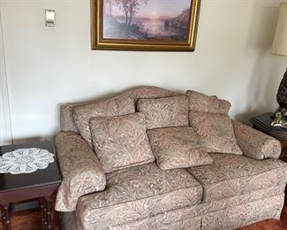 Ethan Allen Loveseat and there is a matching Sofa