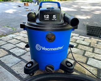 Vacmaster wet/dry vacuum