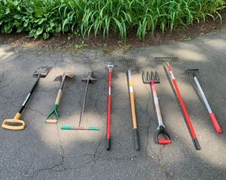 8 gardening tools