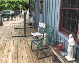 Bird Feeders, Garden Statuary, Hammocks