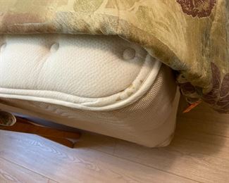 queen mattress, nice