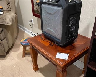 end table & karioke unit 