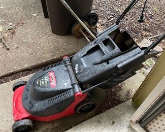 electric lawn mower
