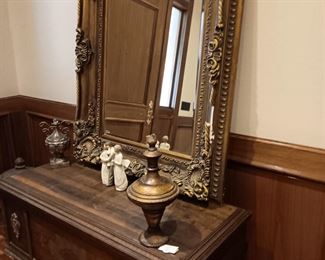 Beautiful pieces at rhe front door