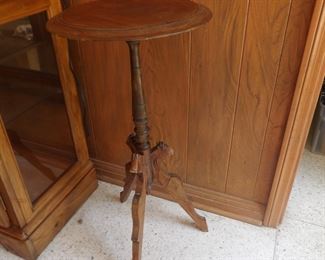 Wooden pedestal
