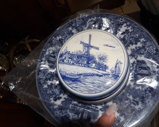 Holland Dish set