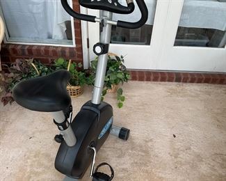 Like new stationary bicycle 