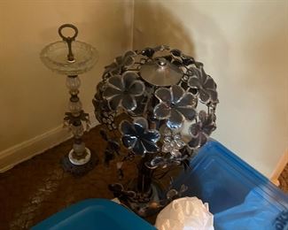 Vintage Standing ashtray and Vintage Flower metal lamp