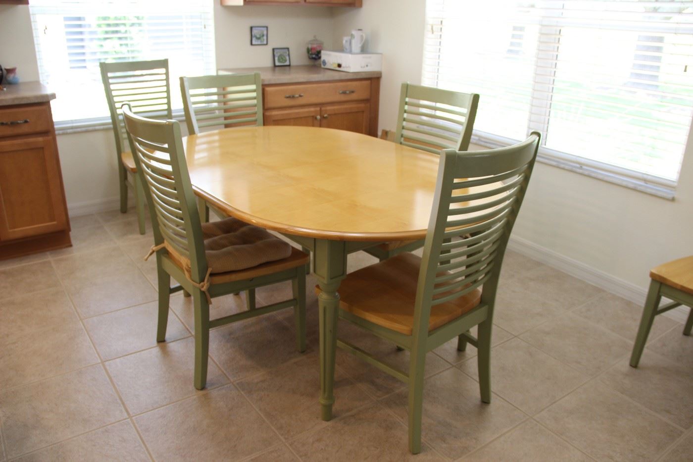 Extra Step Estate Sales in The Villages, FL starts on 7/27/2023