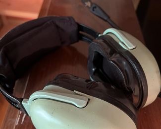 Airplane Pilot Headphones