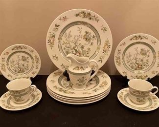 Tonkin Fine China Set