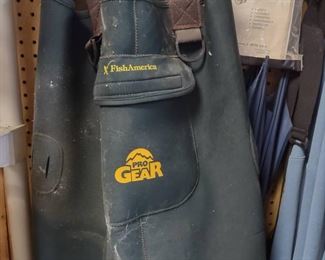 Fish America Pro Gear Waiters