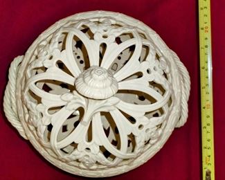 Vintage Wedgwood Cream Queens Ware Open Lattice Orange Bowl with Lid Jasperware - Amazing condition!!