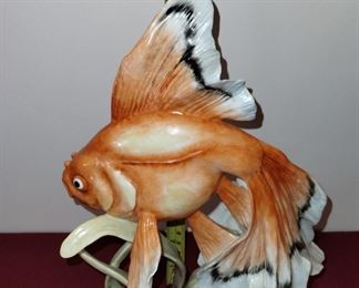 Rare - large Rosenthal Heidenreich Fan Tail Goldfish. 10.5 inches tall