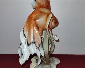 Rare - large Rosenthal Heidenreich Fan Tail Goldfish. 10.5 inches tall