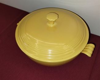 Vintage bright yellow fiestaware lidded casserole dish / serving bowl 